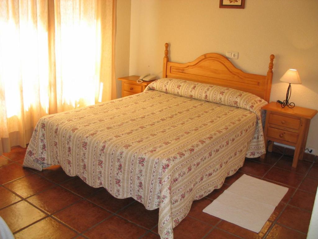 Hotel Valle Del Jerte Los Arenales Zimmer foto